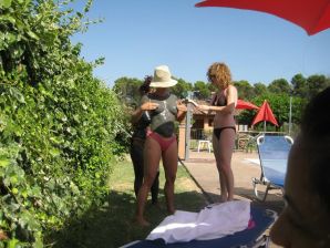 Голые в грязи. Часть 4. Эскиз 25