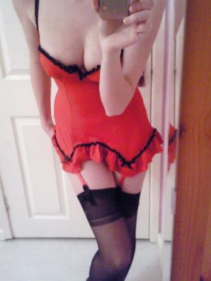 The cutest girl is photographed in the bedroom. Thumb 28