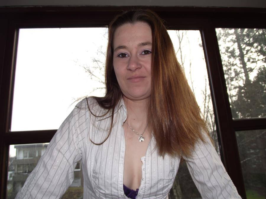 Ярко-красные соски и красивый вареник. Фото 40