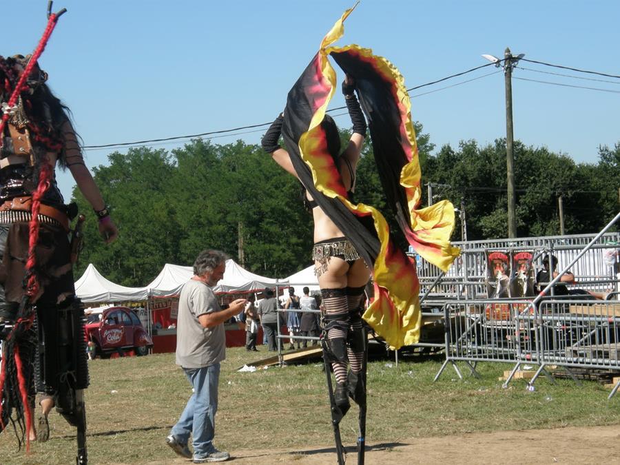 Сиськи и немного писек на рок-концертах. Часть 4. Фото 14