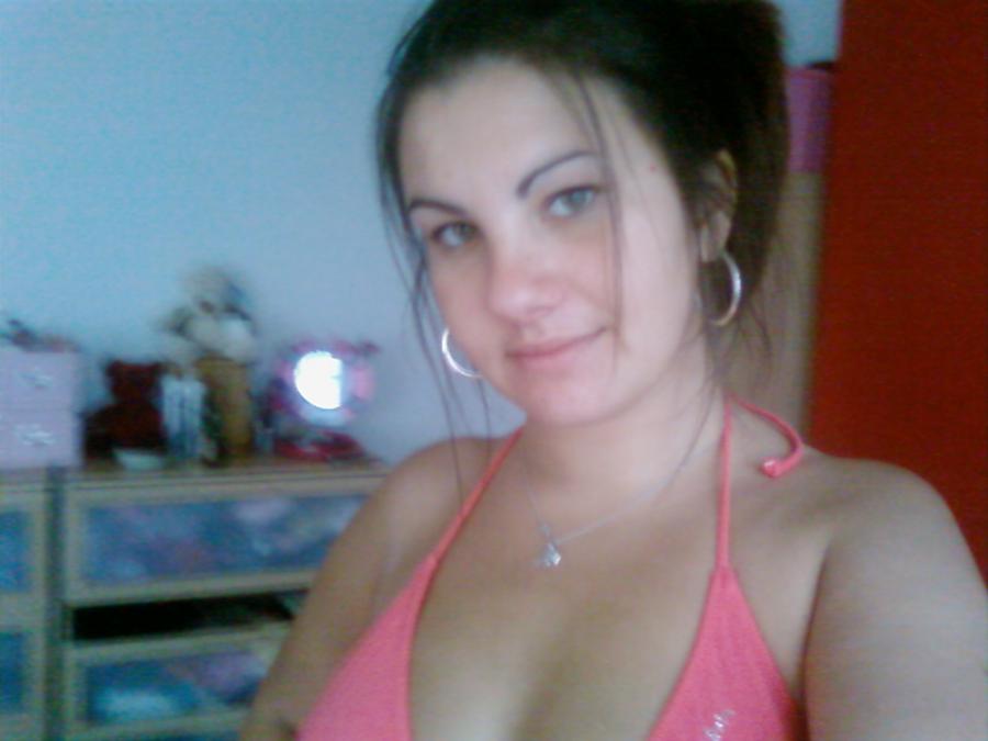 Pierced green-eye. Photo 30