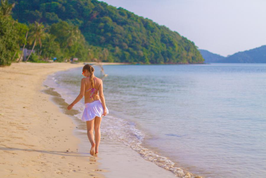 On the Beach. Photo 6