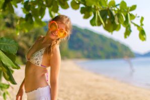 On the Beach. Thumb 15