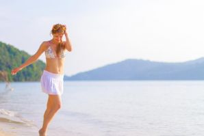 On the Beach. Thumb 34