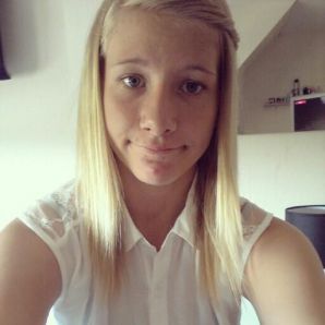 Acne selfie. Thumb 24