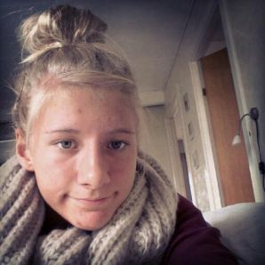 Acne selfie. Thumb 25