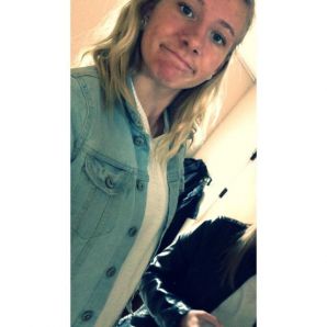 Acne selfie. Thumb 31