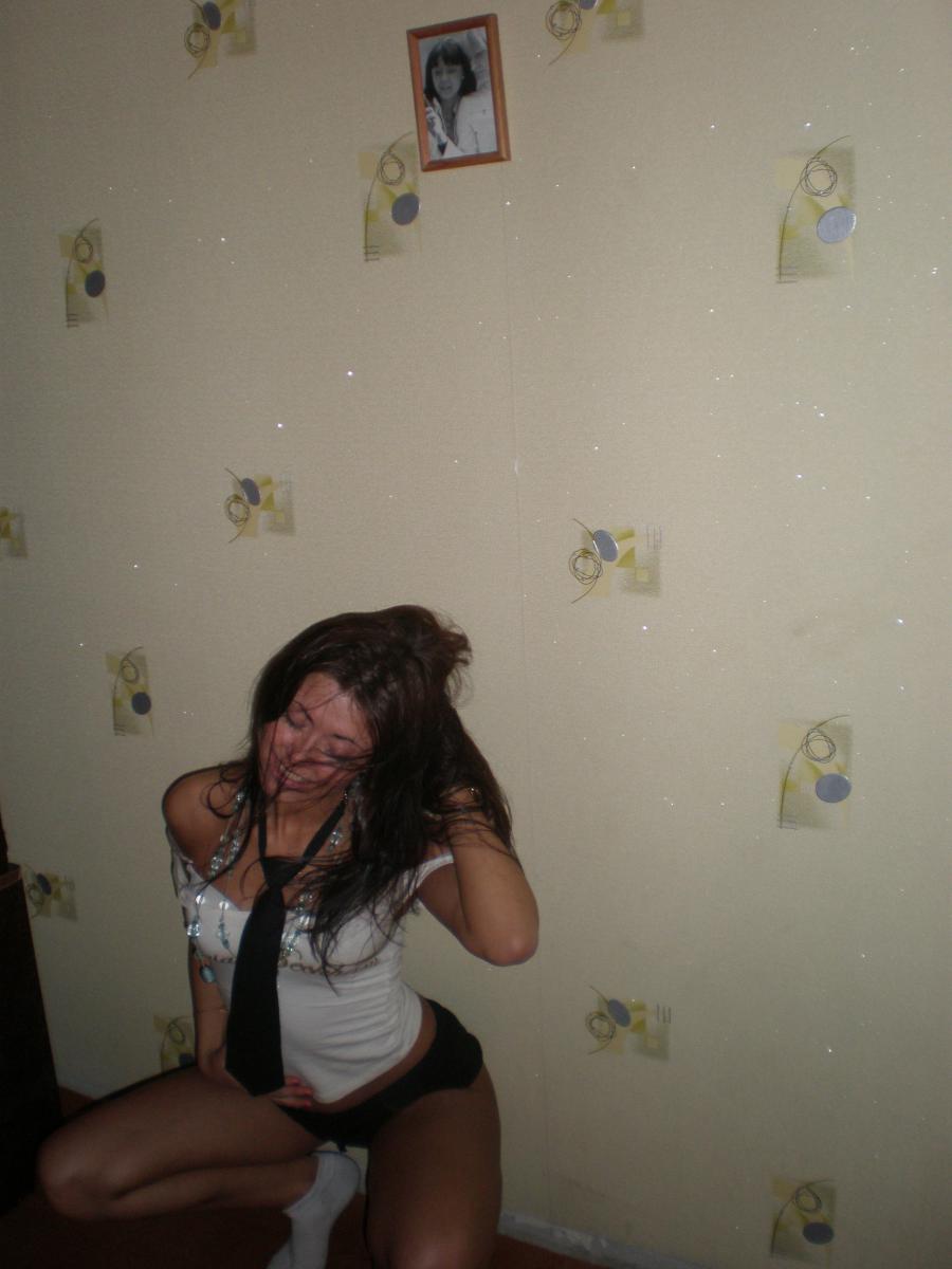 Guitarist 2. Photo 17