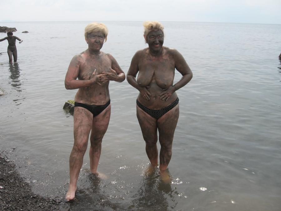 Healing mud. Photo 7