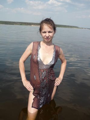 on the river. Thumb 6