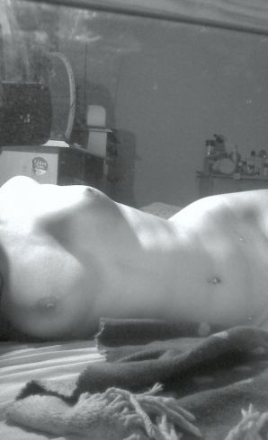 Self-shot of a busty cat. Thumb 25