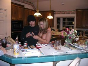 Гигиенические процедуры. Эскиз 21