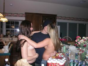 Гигиенические процедуры. Эскиз 22