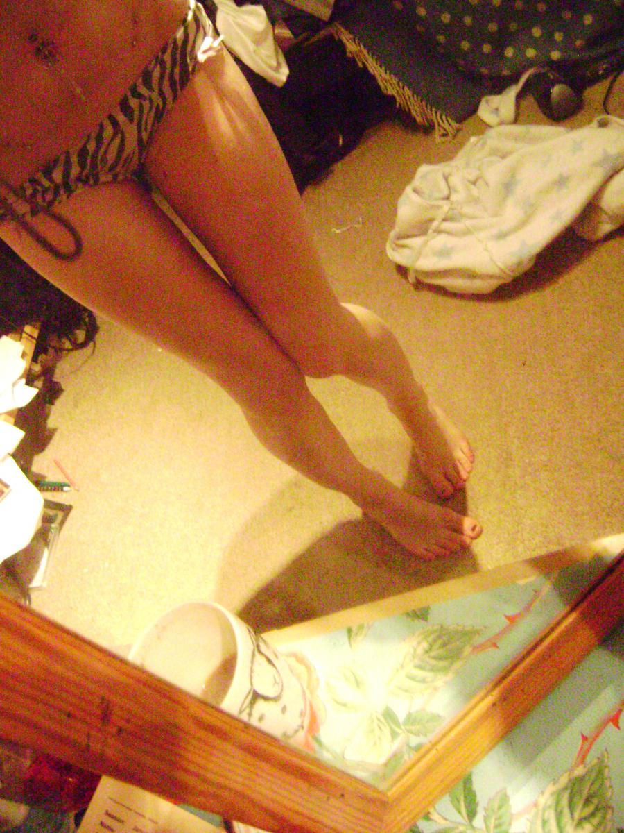 Self-shot of a busty cat. Part 2. Photo 20