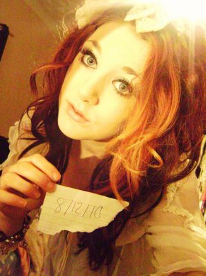 Self-shot of a busty cat. Part 2. Thumb 58