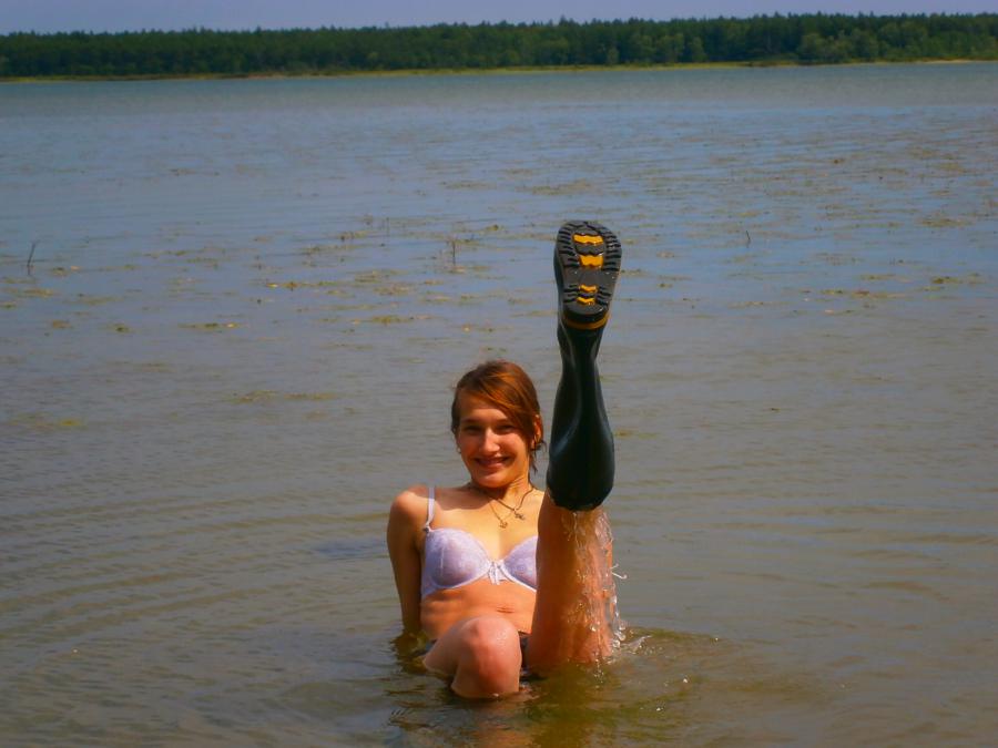 Любительница фоткать себя на телефон. Часть 2. Фото 31