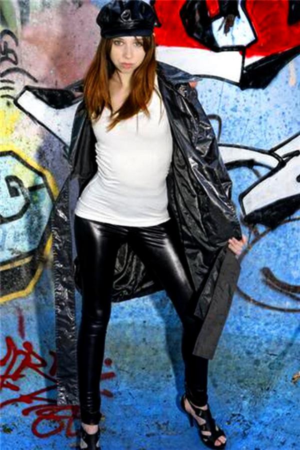 Busty. Part 3. Photo 17