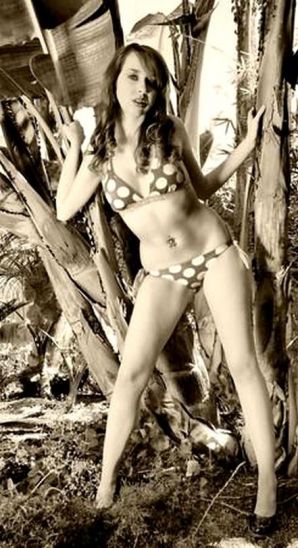 Busty. Part 3. Thumb 24