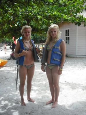 Сестры. Часть 4. Эскиз 36