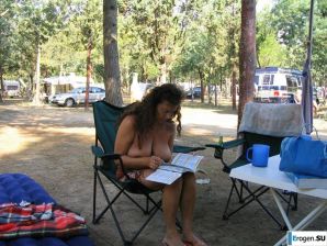 An elderly couple on vacation. Thumb 28