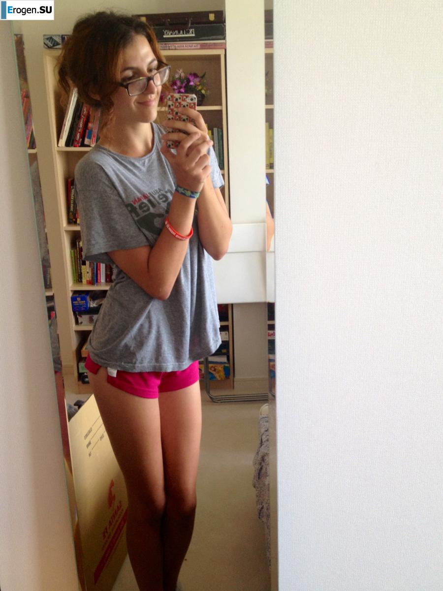 Selfie Maniac. Part 2. Photo 27