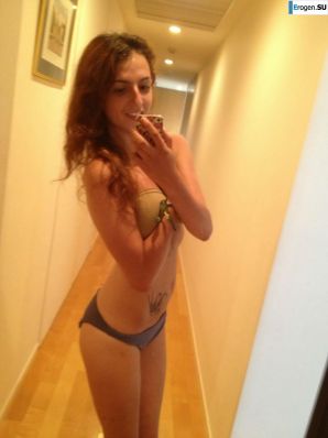 Селфи-маньячка. Часть 3. Эскиз 8