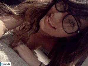 Грудастый селфшот. Часть 2. Эскиз 21