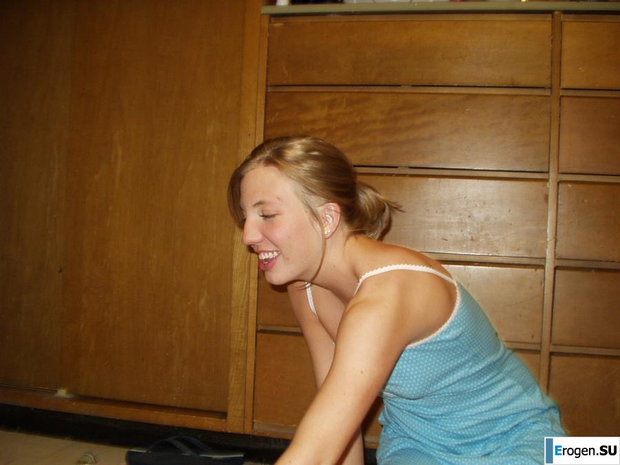 Cheerful with a hairy booty. Part 3. Photo 35