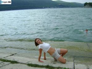 Ира на море. Эскиз 19