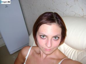 Ира на море. Эскиз 2