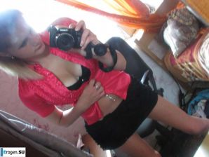 The girl loves to photograph her pussy. Thumb 7