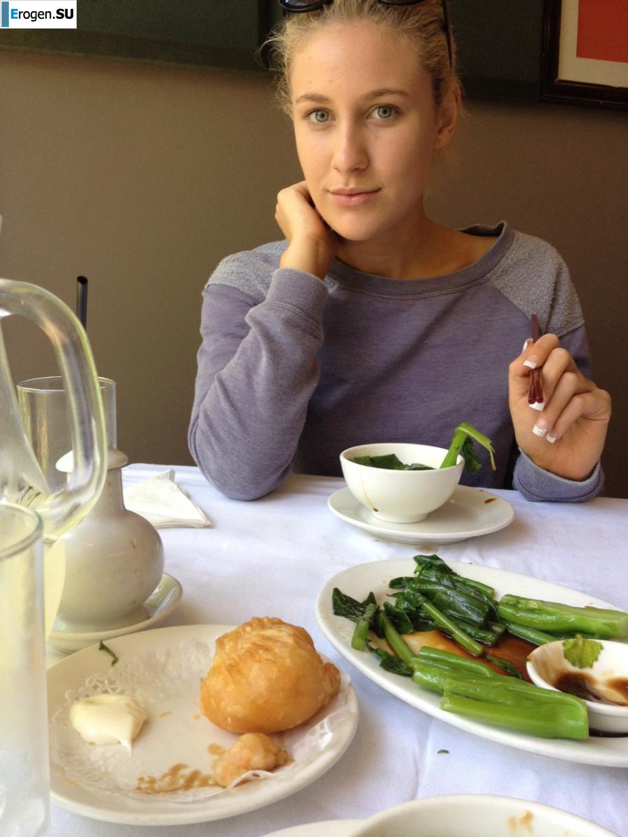 In the restroom. Photo 13