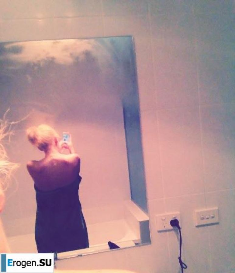 In the restroom. Photo 29