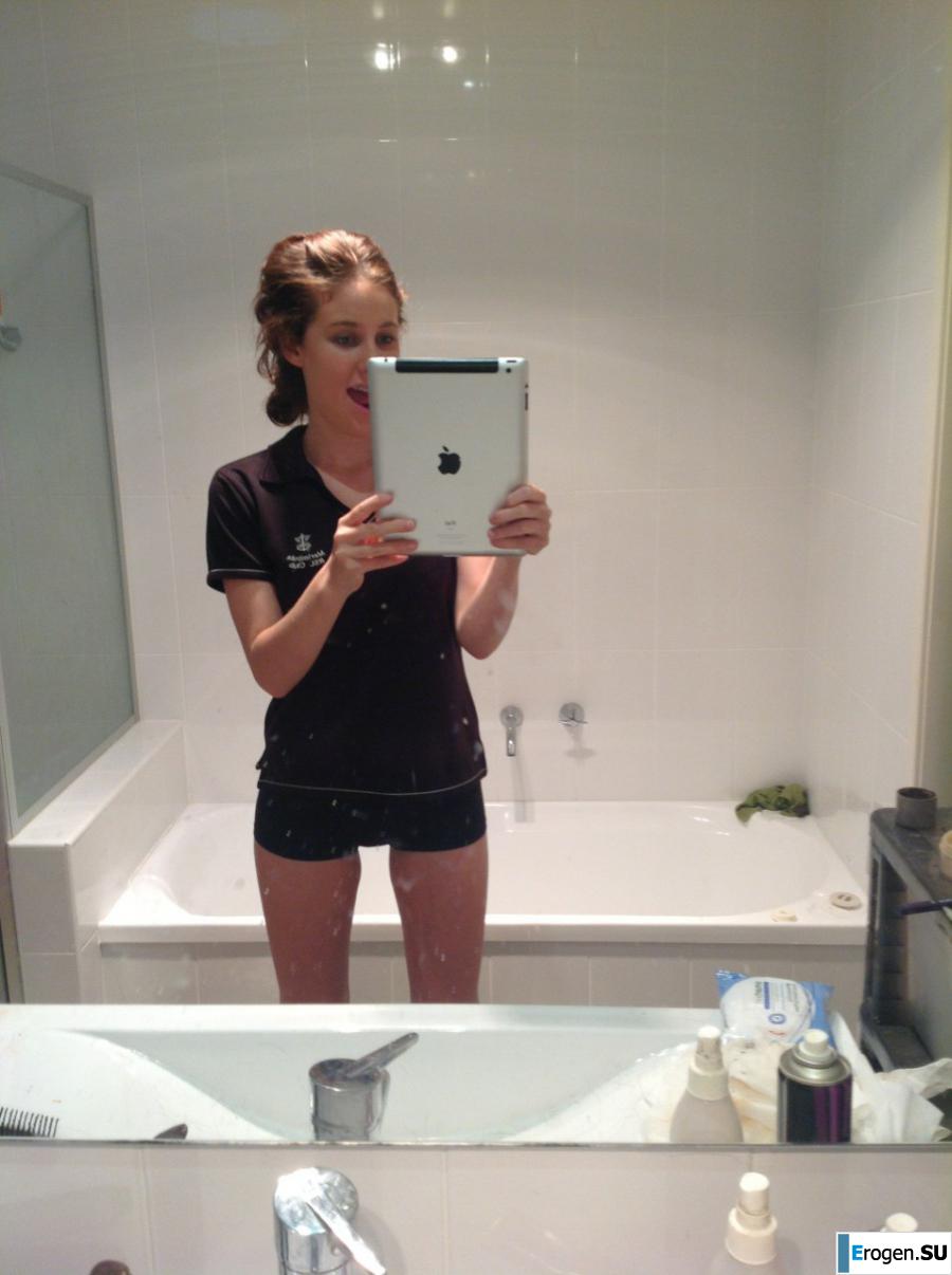 In the restroom. Photo 35