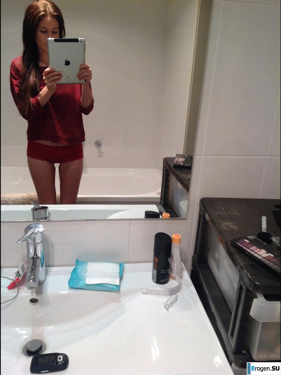 In the restroom. Photo 40