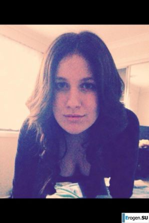 In the restroom. Thumb 37