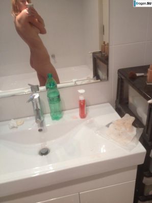 In the restroom. Thumb 41