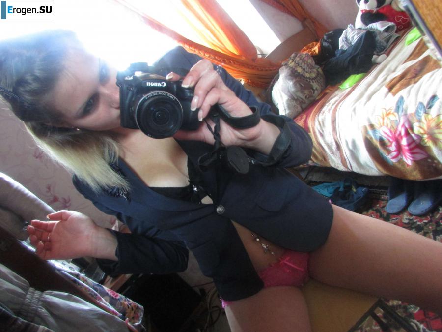 Девочка любит фотографировать свою киску. Часть 2. Фото 39