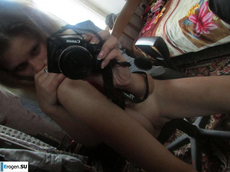 Девочка любит фотографировать свою киску. Часть 2. Фото 54