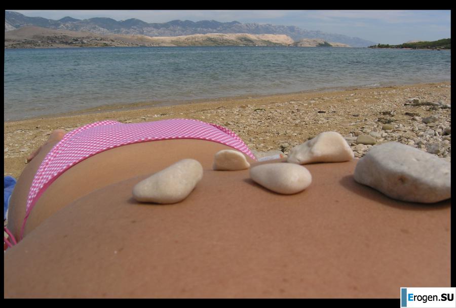 Couple on vacation. Photo 35