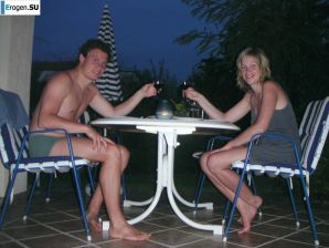 Couple on vacation. Thumb 24