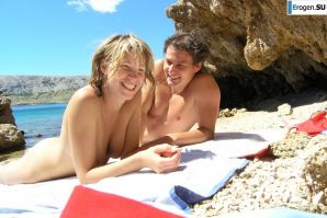 Couple on vacation. Thumb 53