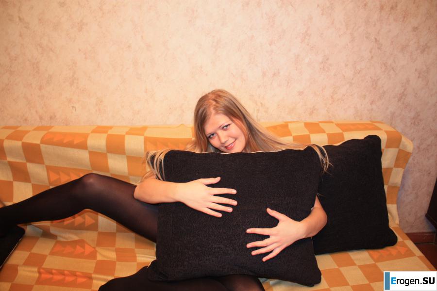 Girls walk, men walk. Photo 11