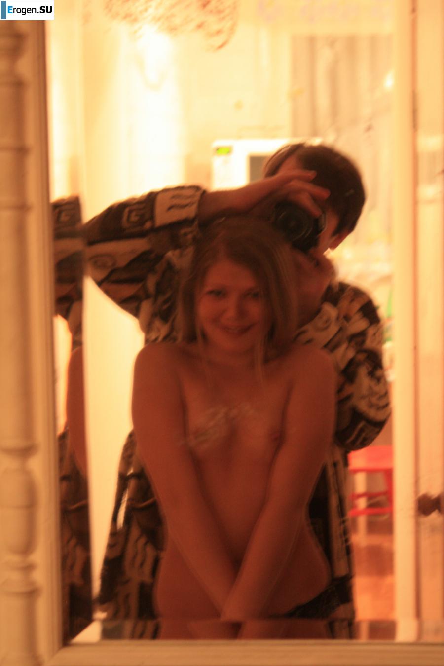 Girls walk, men walk. Photo 26