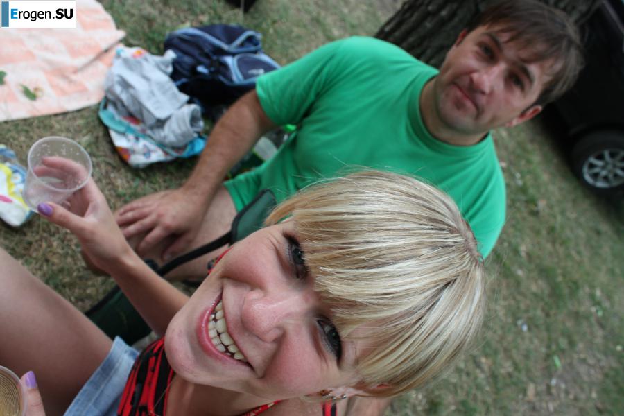 Girls walk, men walk. Photo 33