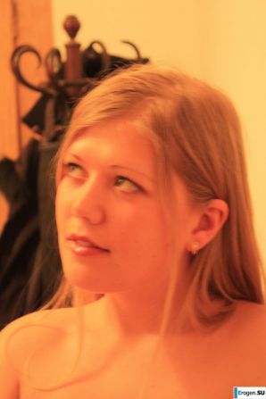 Girls walk, men walk. Thumb 28