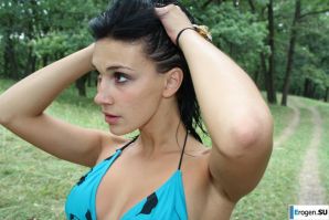 Girls walk, men walk. Thumb 48