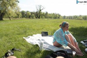 Все на пикник. Эскиз 15