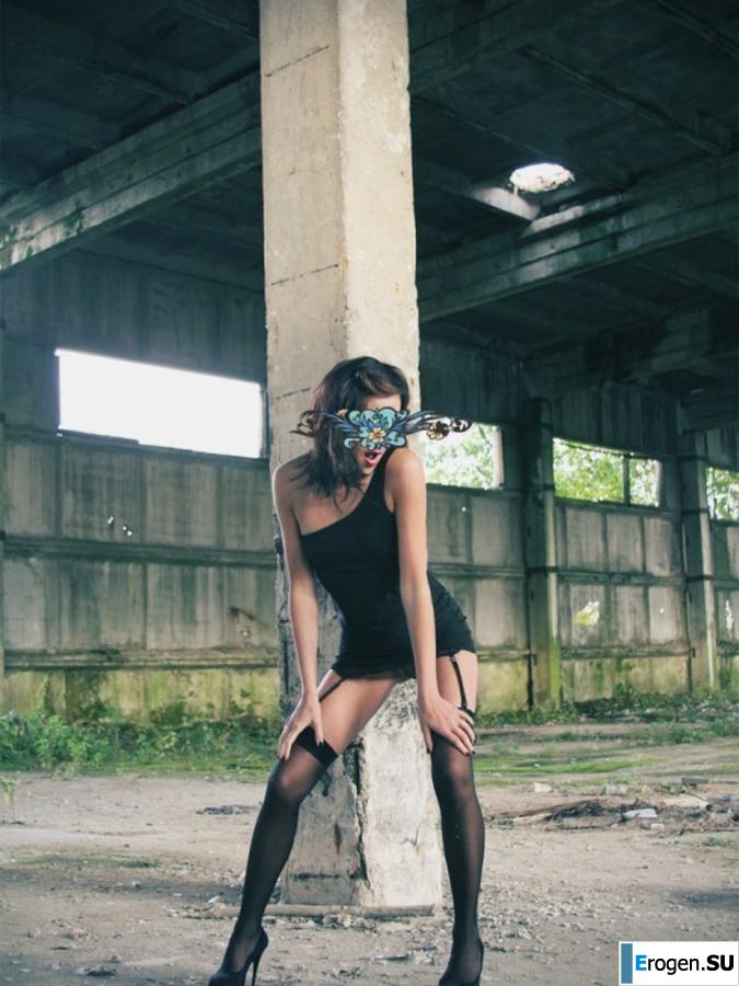 Under the bridge. Photo 3