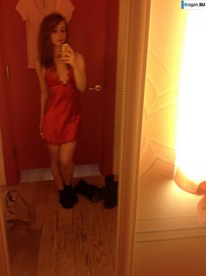 Posing and having fun. Thumb 40